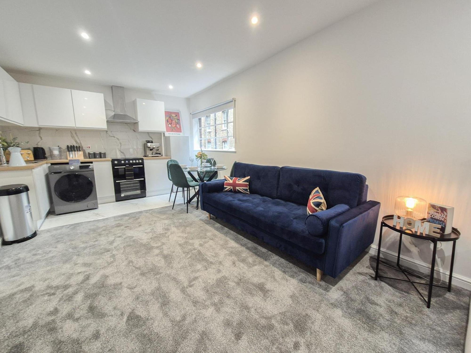 Sleek Flats In Euston, Islington Near Regents Park Apartment London
