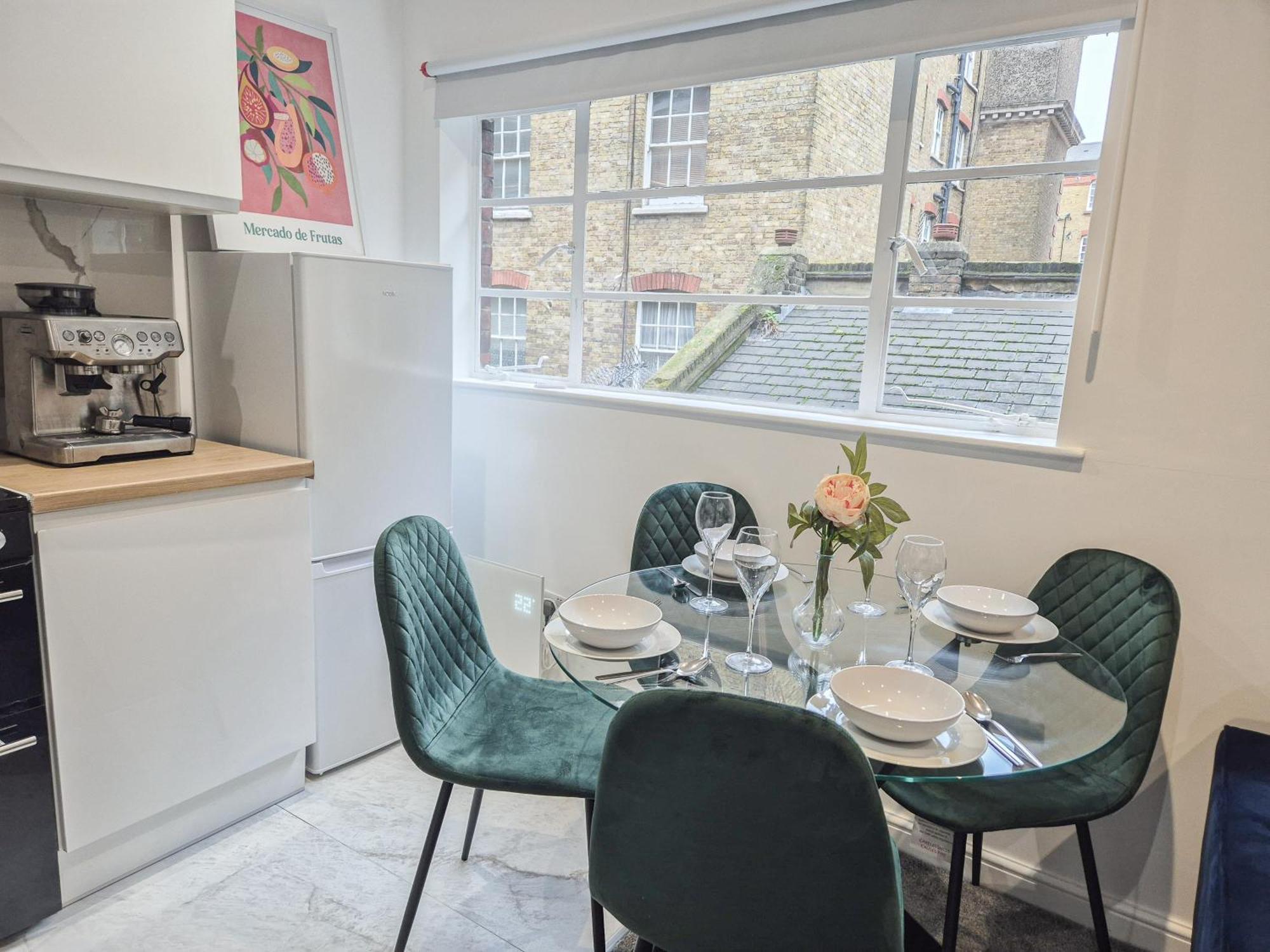 Apartment Sleek Flats In Euston, Islington Near Regents Park *
