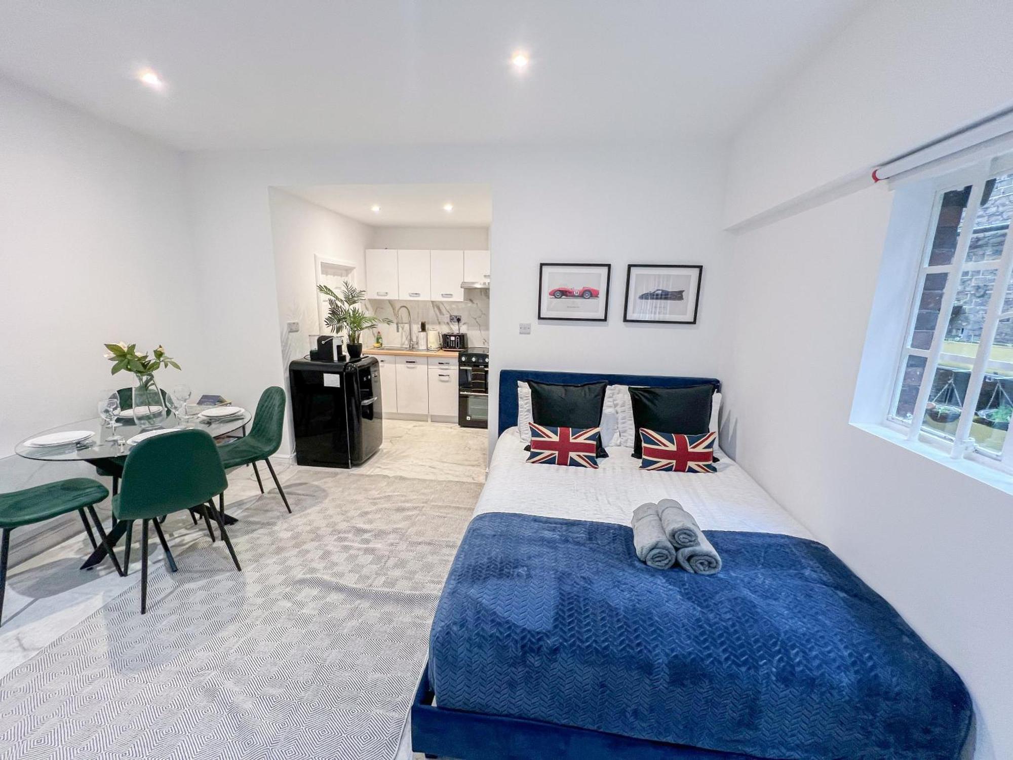 Sleek Flats In Euston, Islington Near Regents Park *